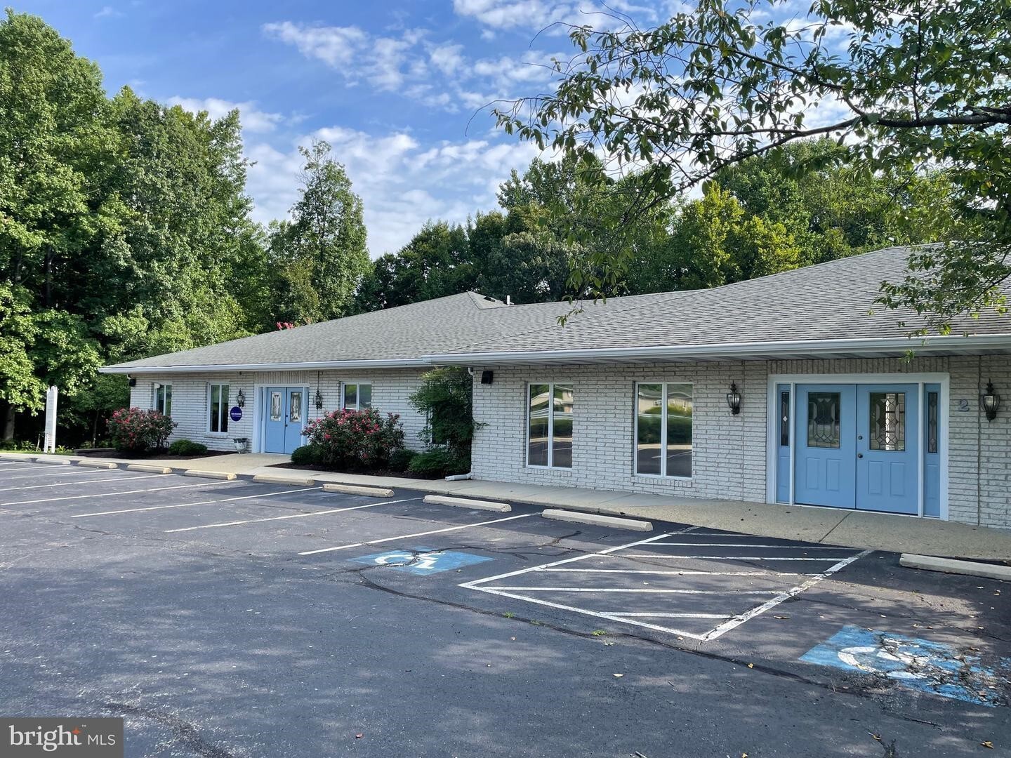 2425 Solomons Island Rd, Huntingtown, MD for lease Building Photo- Image 1 of 3