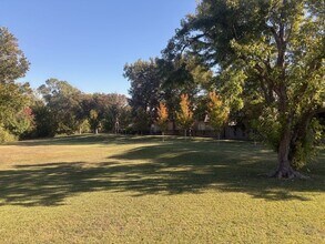 12740 Hillcrest Rd, Dallas, TX for lease Interior Photo- Image 2 of 6