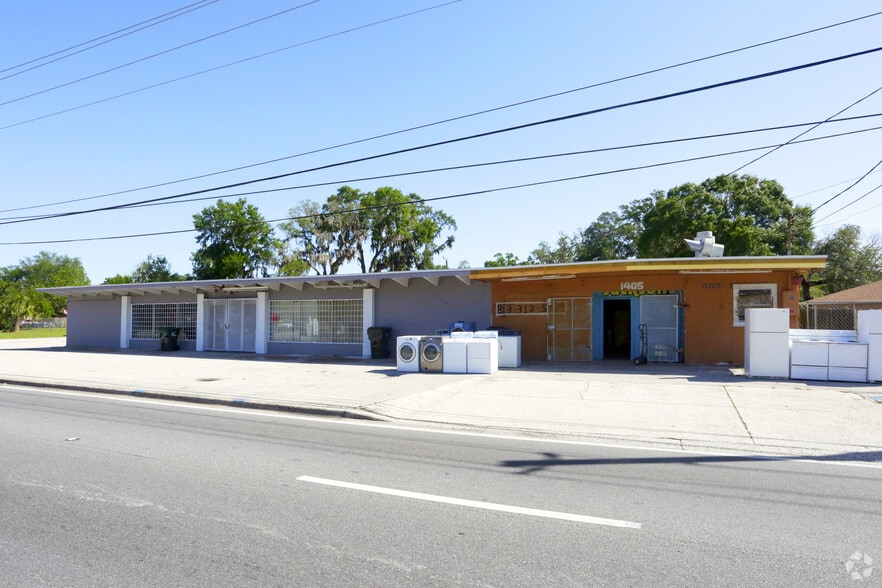 1411 Kathleen Rd, Lakeland, FL 33805