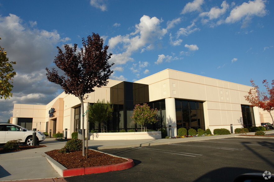 9083 Foothills Blvd, Roseville, CA for lease - Building Photo - Image 3 of 4