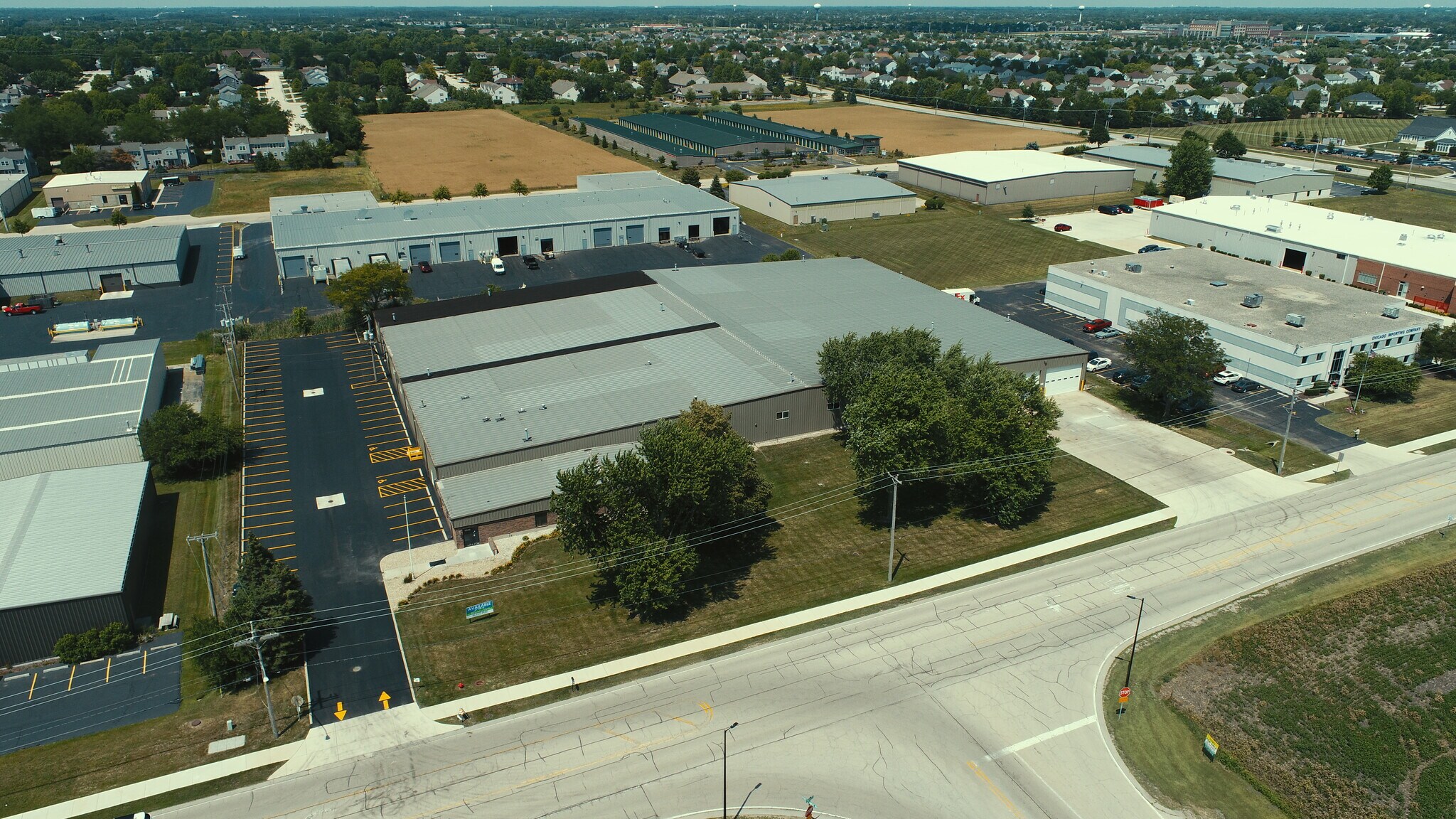 11220 E Main St, Huntley, IL for lease Building Photo- Image 1 of 14