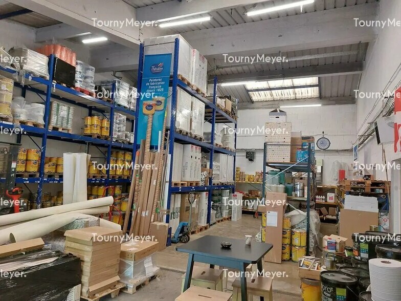 Flex in Cesson-Sévigné for lease - Interior Photo - Image 2 of 5