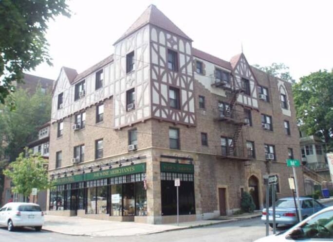 16 Hall Pl, Eastchester, NY for sale Primary Photo- Image 1 of 1