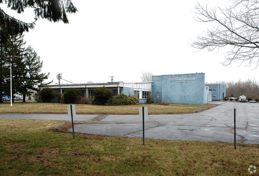 330 Boston Post Rd, Old Saybrook, CT for sale - Building Photo - Image 1 of 1