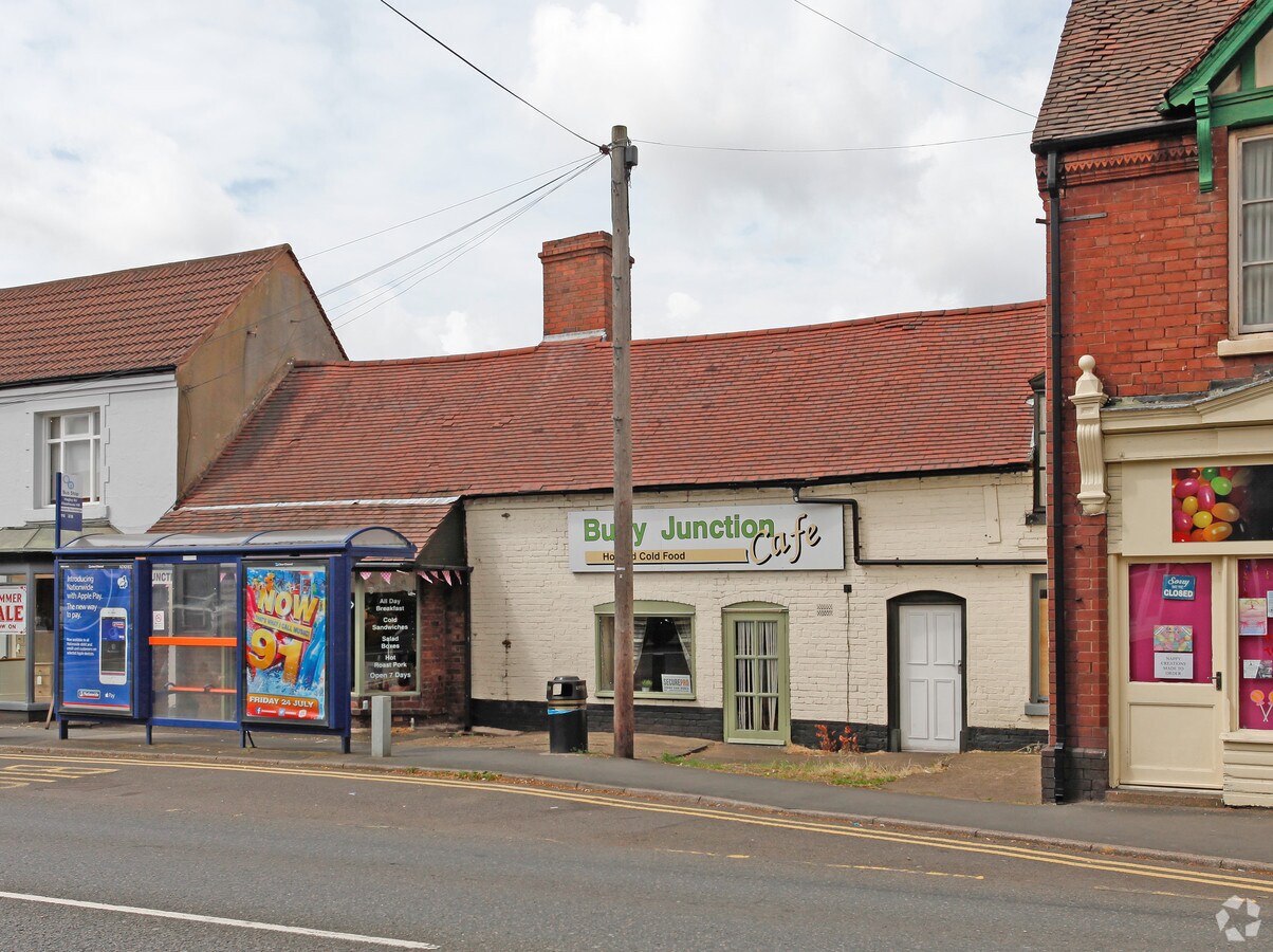 152 Hagley Rd, Stourbridge, DY8 2JH