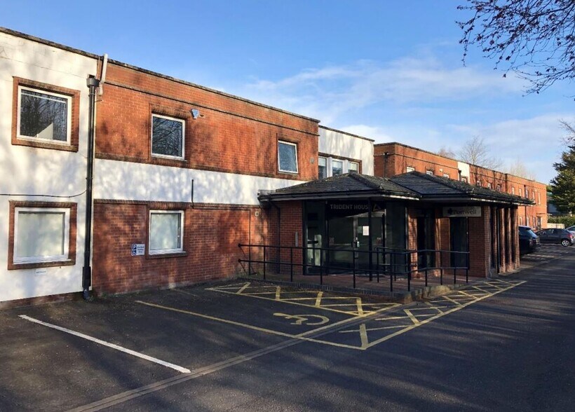 Basil Hill Rd, Didcot, OX11 7HJ