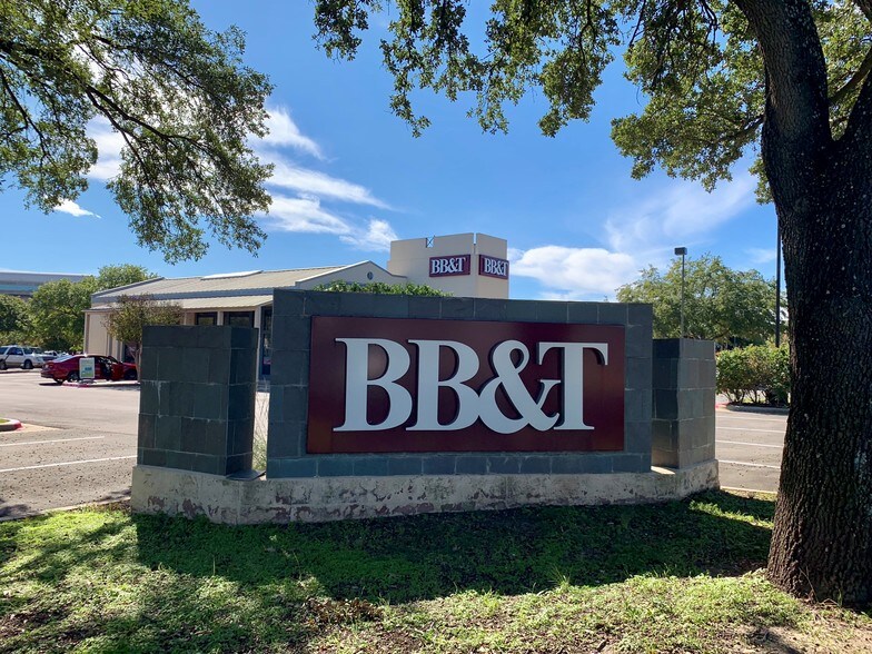 What happened after the 1929 stock market crash Bb&t bank austin texas