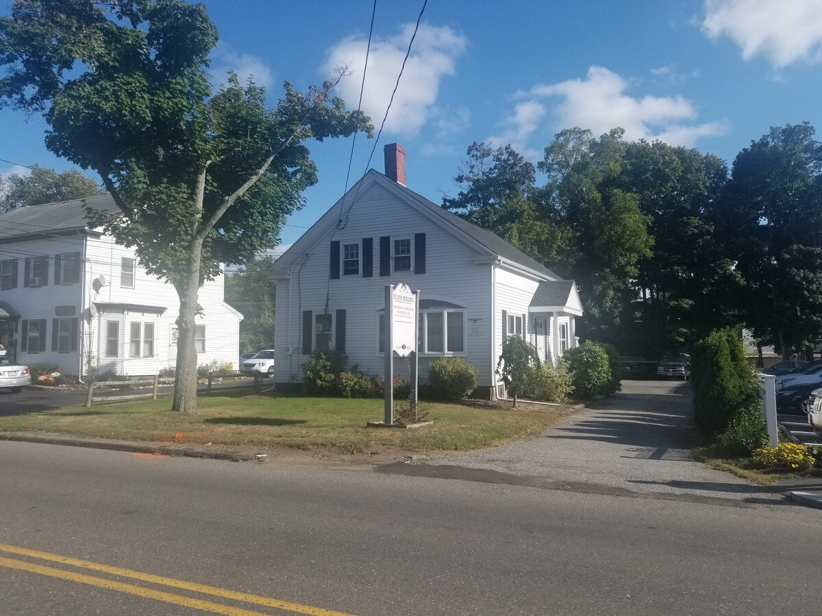 74 Holten St, Danvers, MA 01923