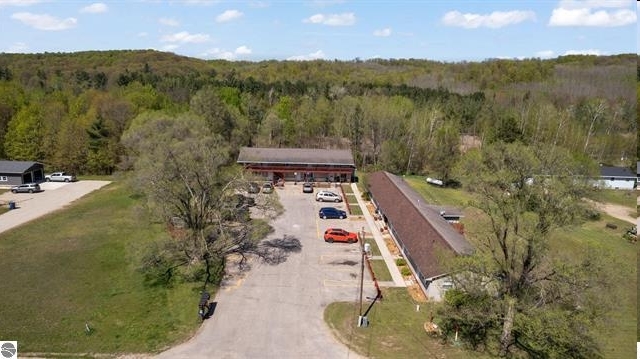 8528 Valley Rd NW, Rapid City, MI for sale Building Photo- Image 1 of 1