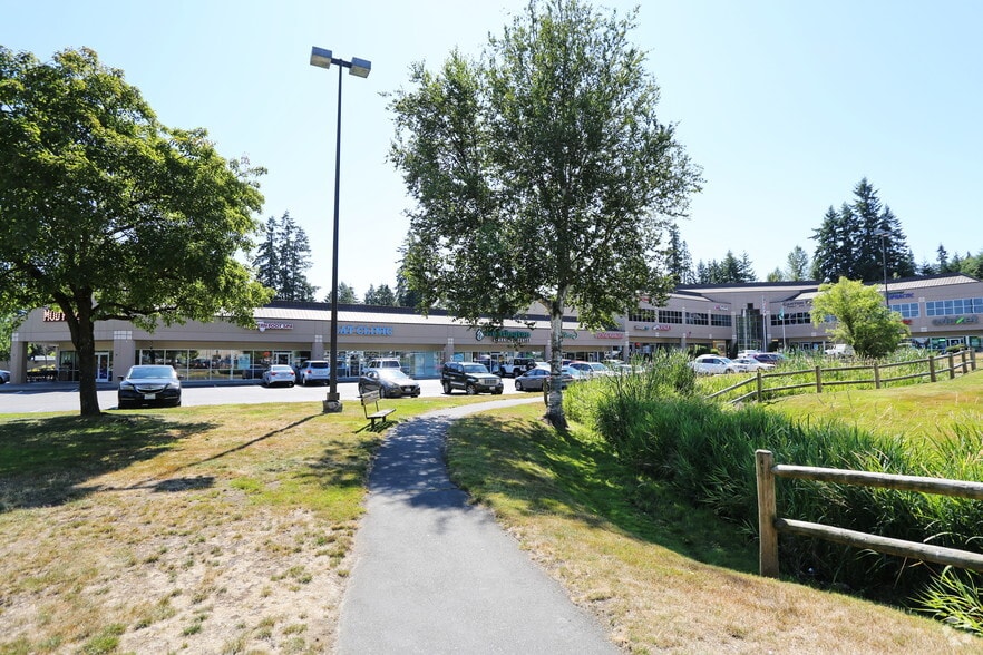 22833 Bothell-Everett Hwy, Bothell, WA for lease - Building Photo - Image 3 of 4
