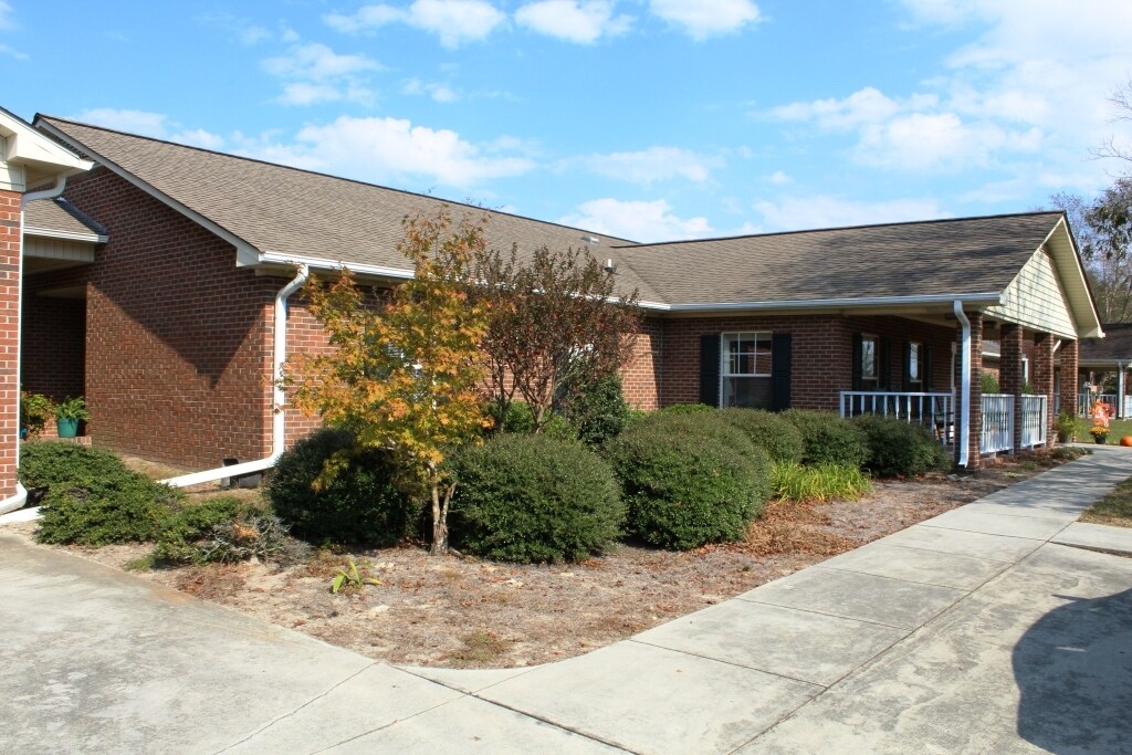 4002 S NC 41 Hwy, Wallace, NC 28466