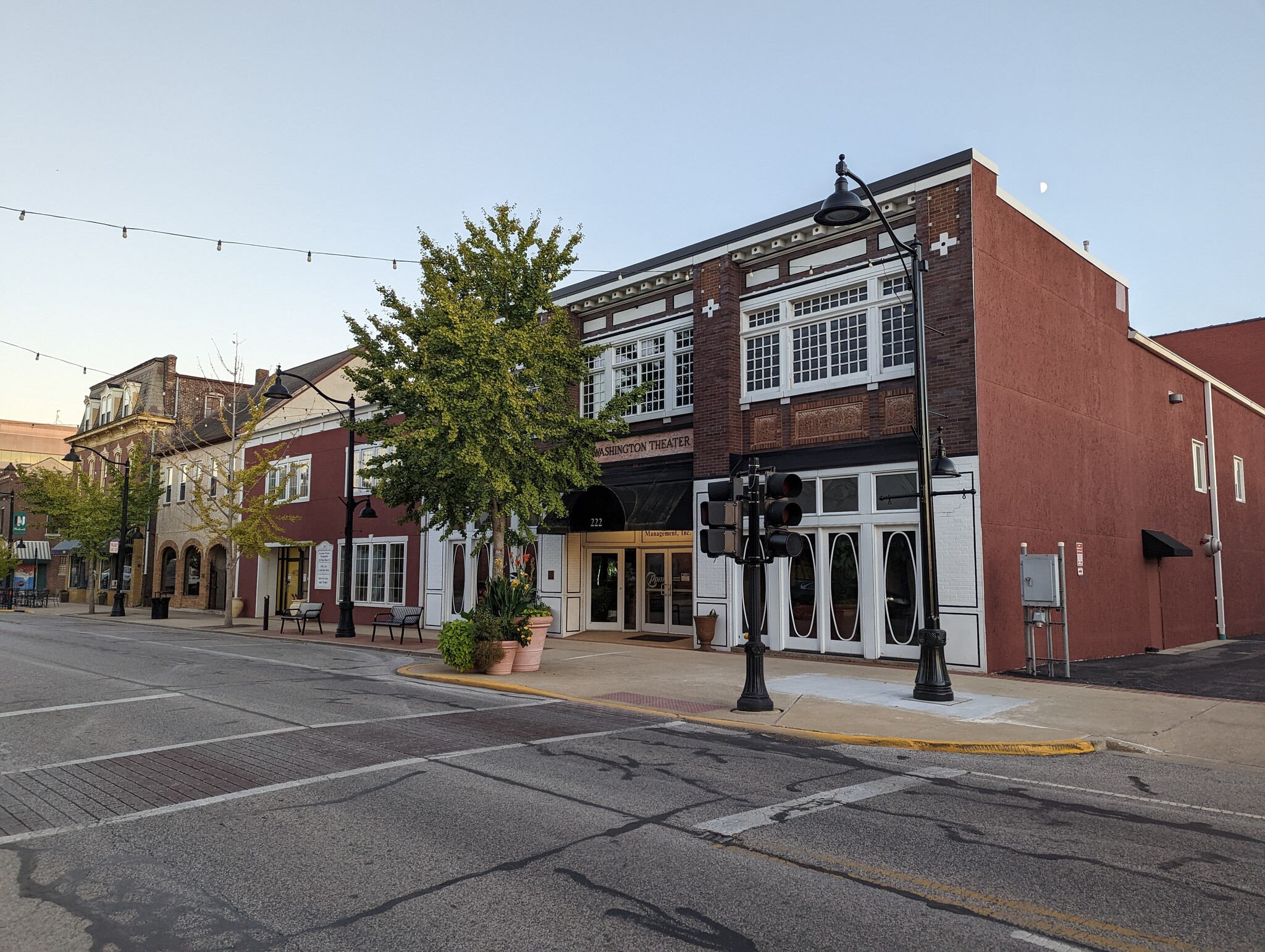 222 W Main St, Belleville, IL for lease Building Photo- Image 1 of 7