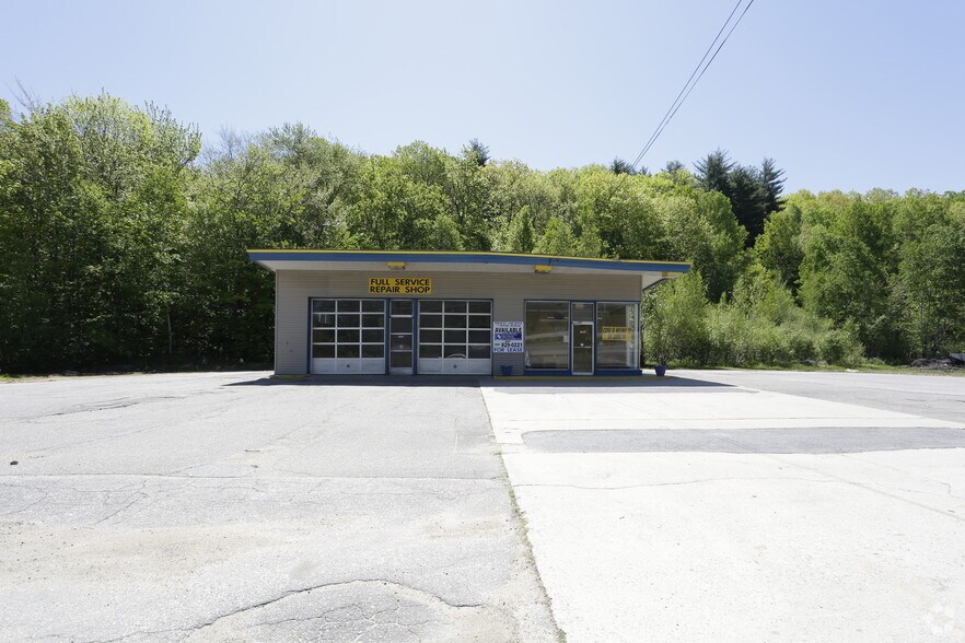 1467 Lake Shore Rd, Gilford, NH 03249 Retail For Sale