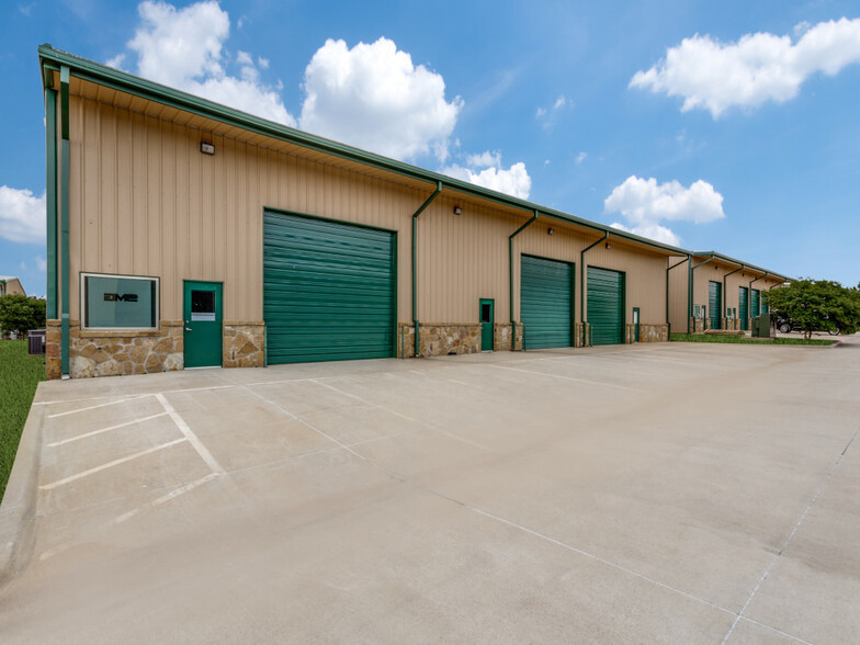 110A Rose Ln, Frisco, TX for lease - Building Photo - Image 1 of 2