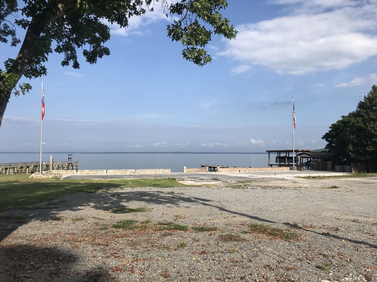 229 Indian Hill Blvd, Livingston, TX 77351