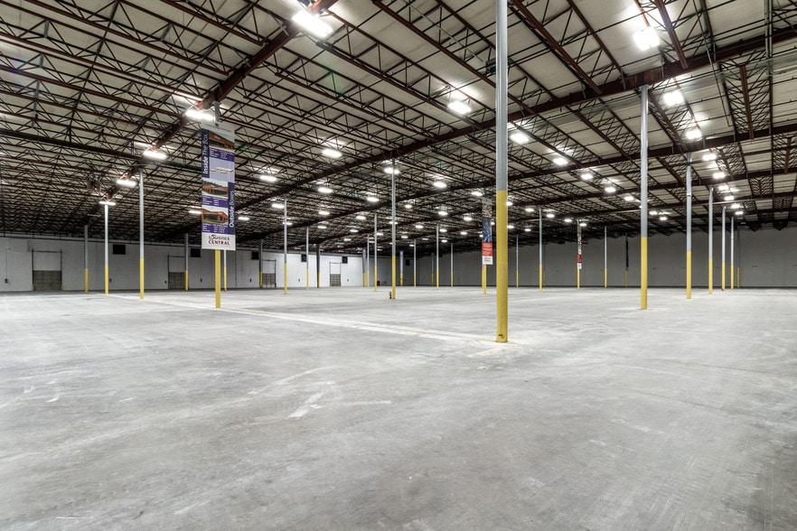 1310 Citizens Pky, Morrow, GA for lease - Interior Photo - Image 3 of 16