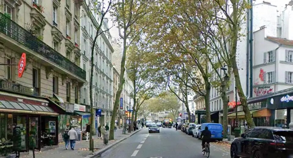 Retail in Paris for lease Building Photo- Image 1 of 3