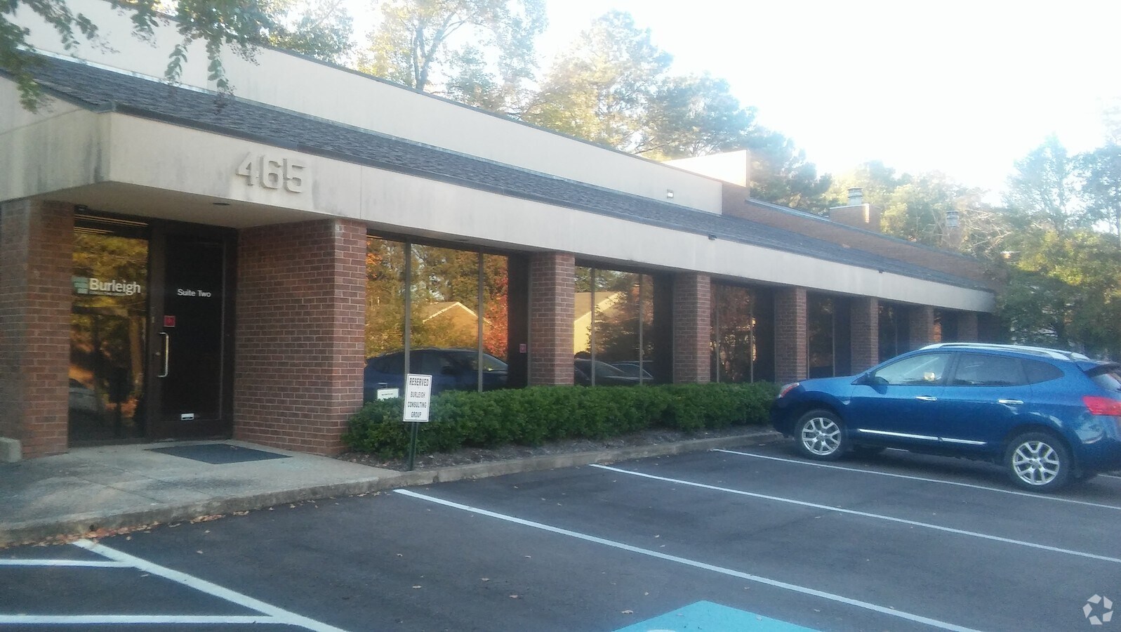 465 Jack Kramer Dr, Memphis, TN 38117