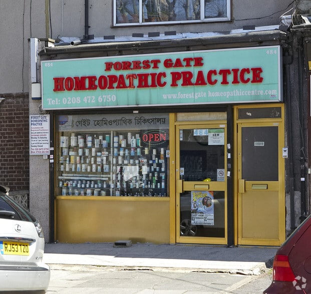 484 Katherine Rd, London for sale - Building Photo - Image 1 of 10