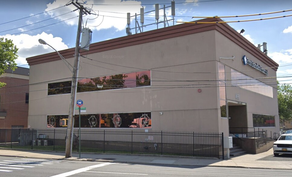 1655 Richmond Ave, Staten Island, NY for lease - Building Photo - Image 1 of 10