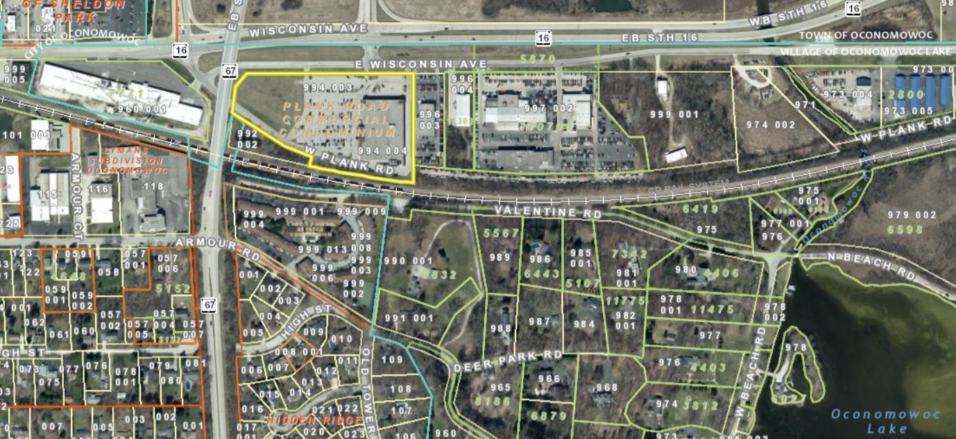 36903 E Wisconsin Ave, Oconomowoc, WI 53066 Pick 'n Save Outlot