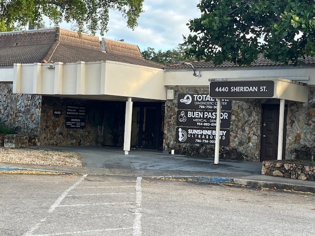 4440 Sheridan St, Hollywood, FL for lease - Building Photo - Image 1 of 15