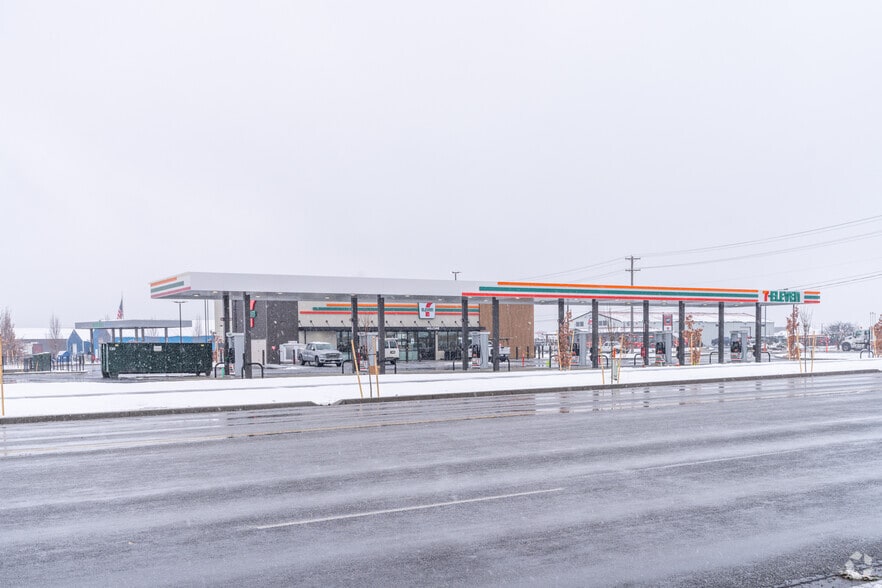 768 N Pleasant View Rd, Post Falls, ID for lease - Building Photo - Image 3 of 3