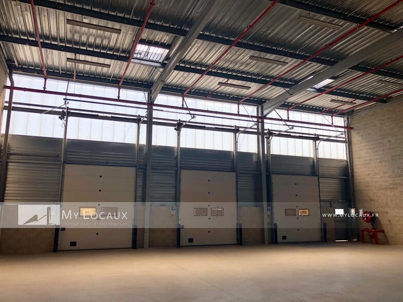 Route Principale Du Port, Gennevilliers for lease - Building Photo - Image 2 of 10