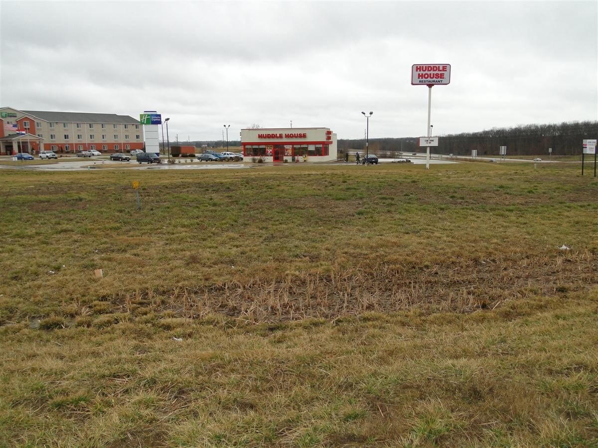 Hh Fulton Mo 65251 Highway 54 At Rt Hh And Cardinal Loopnet Com