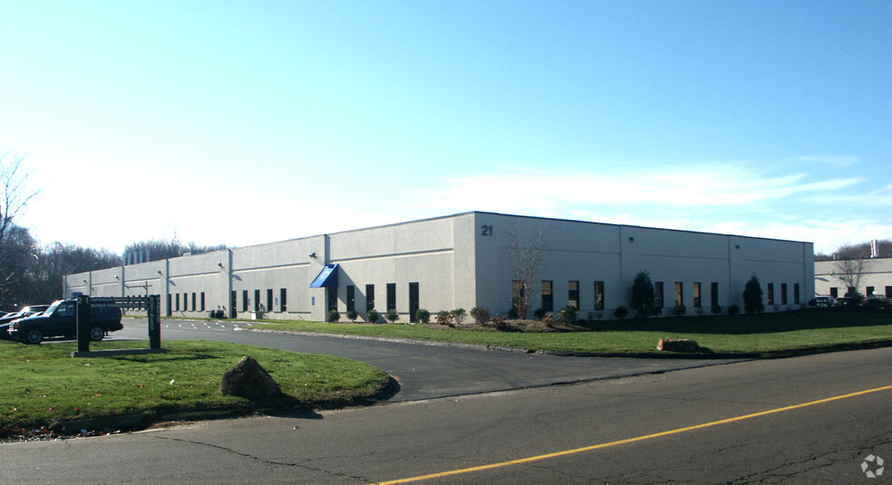 21 Business Park Dr, Branford, CT for lease - Primary Photo - Image 1 of 41