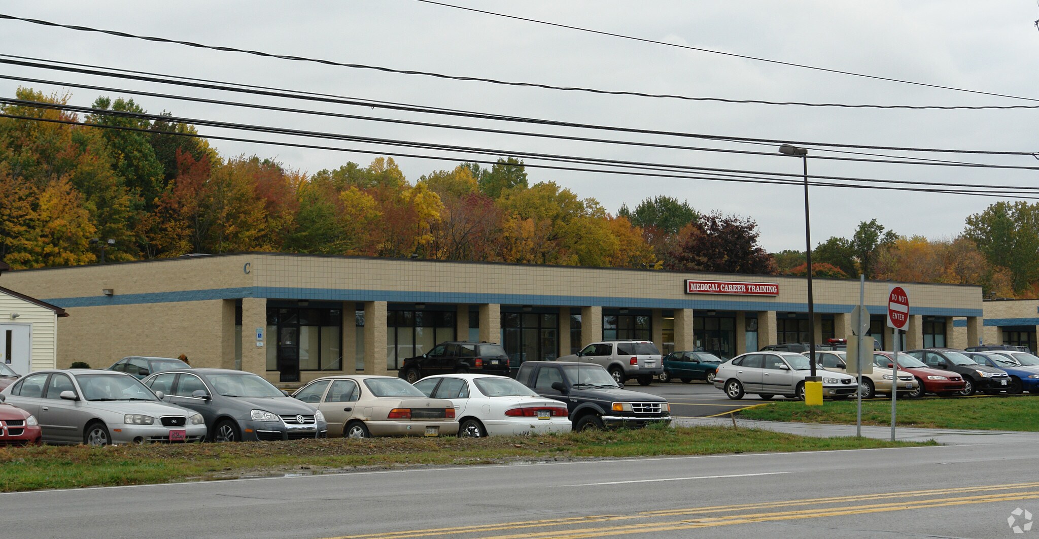 5739 W Ridge Rd, Erie, PA 16506