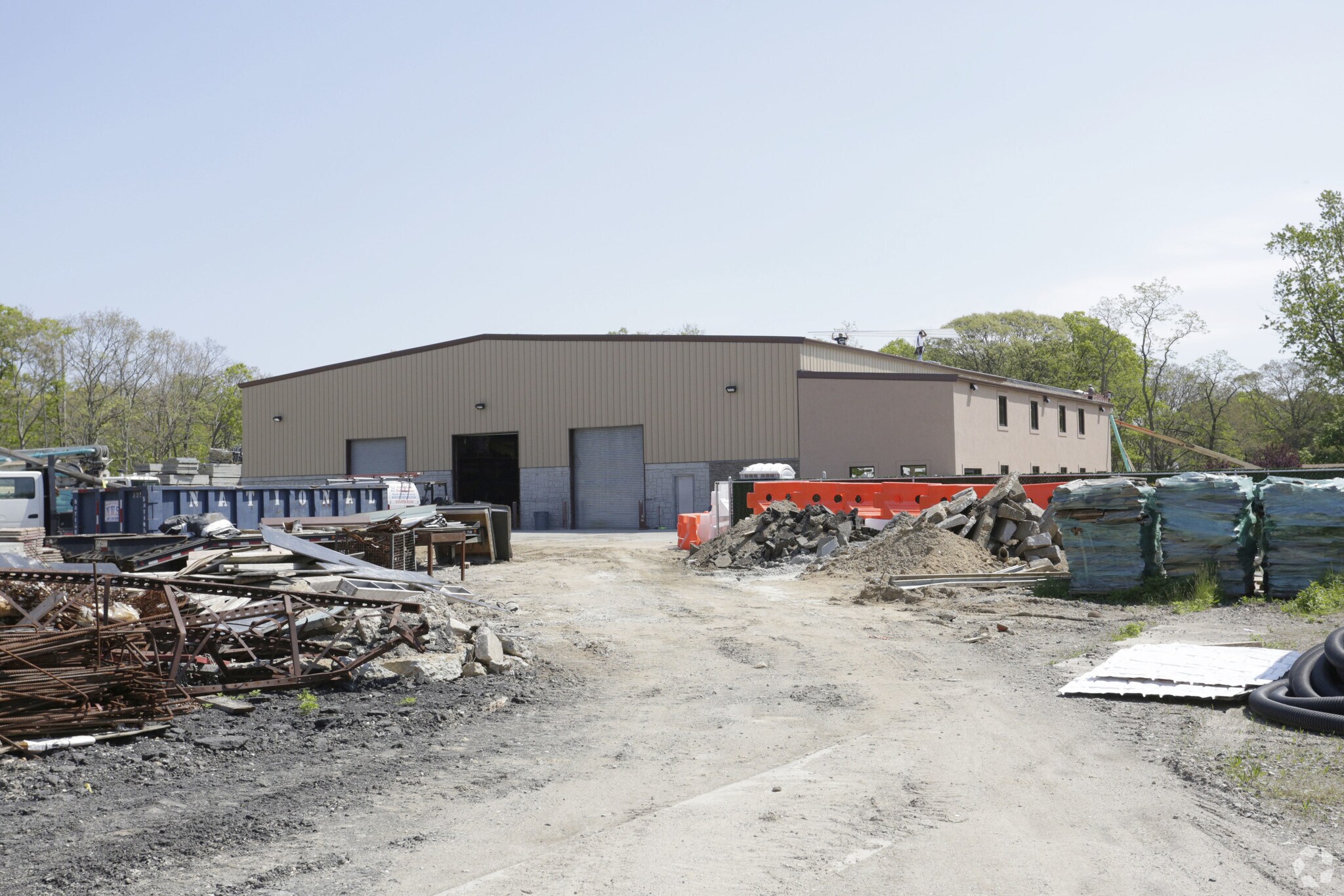 39 1st Ave, Holtsville, NY for sale Primary Photo- Image 1 of 1