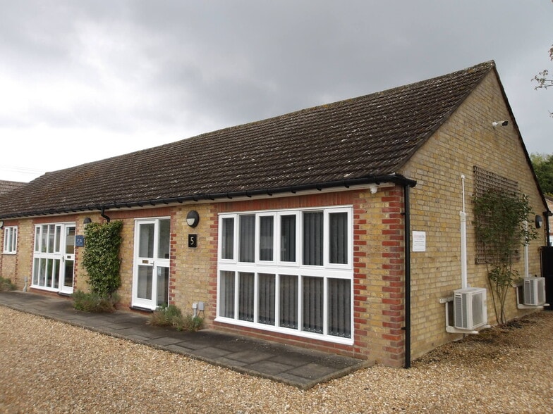 9 West St, Comberton for lease - Building Photo - Image 2 of 3