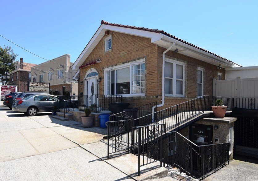 90 Mcclean Ave, Staten Island, NY 10305