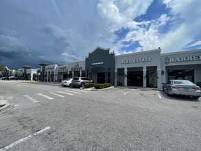 7785 Davis Blvd, Naples, FL for lease Building Photo- Image 1 of 14