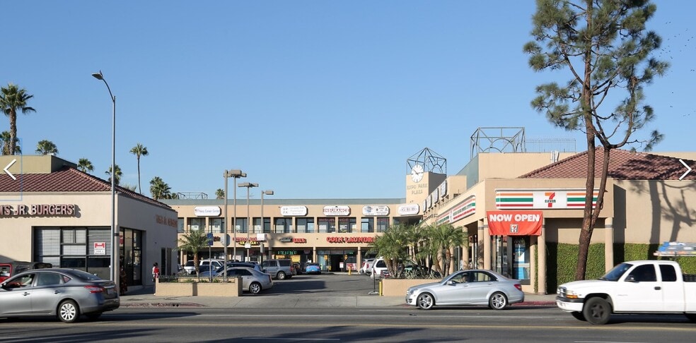 3974-3998 S Figueroa St, Los Angeles, CA for lease - Building Photo - Image 2 of 5