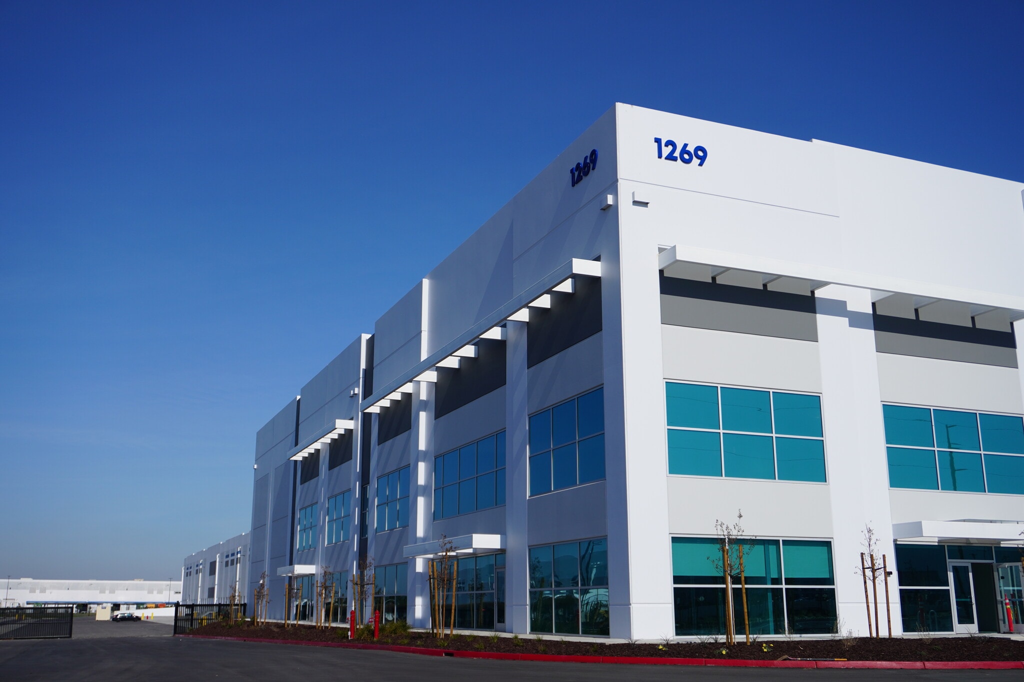 1269 E Grant Line Rd, Tracy, CA for lease Building Photo- Image 1 of 9