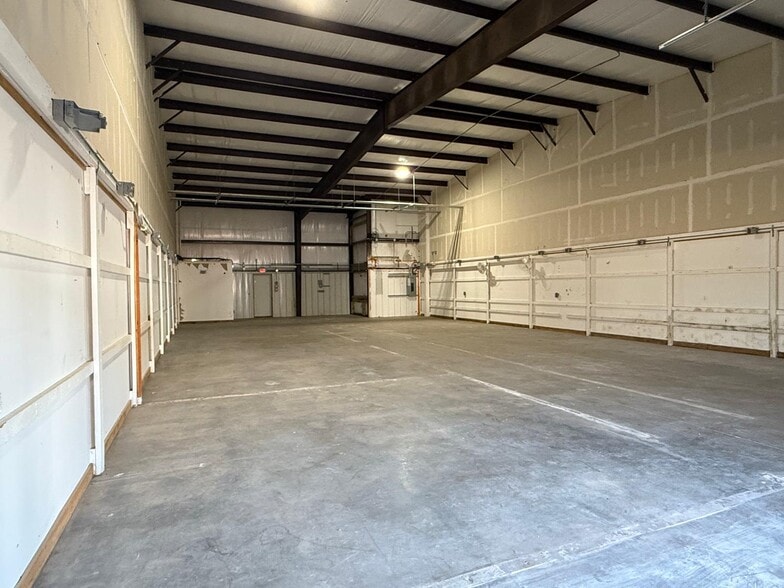 4210 S Classen Blvd, Norman, OK for lease - Building Photo - Image 3 of 5