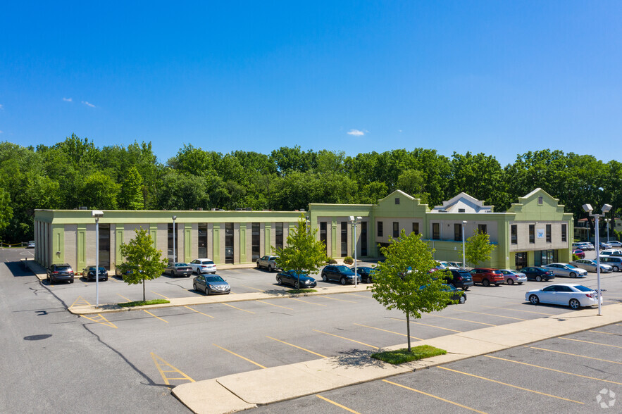 715 Twining Rd, Dresher, PA for lease - Building Photo - Image 2 of 28