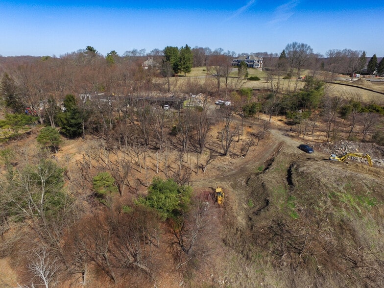 23 Wampus Lake Dr, Armonk, NY for sale - Building Photo - Image 3 of 4