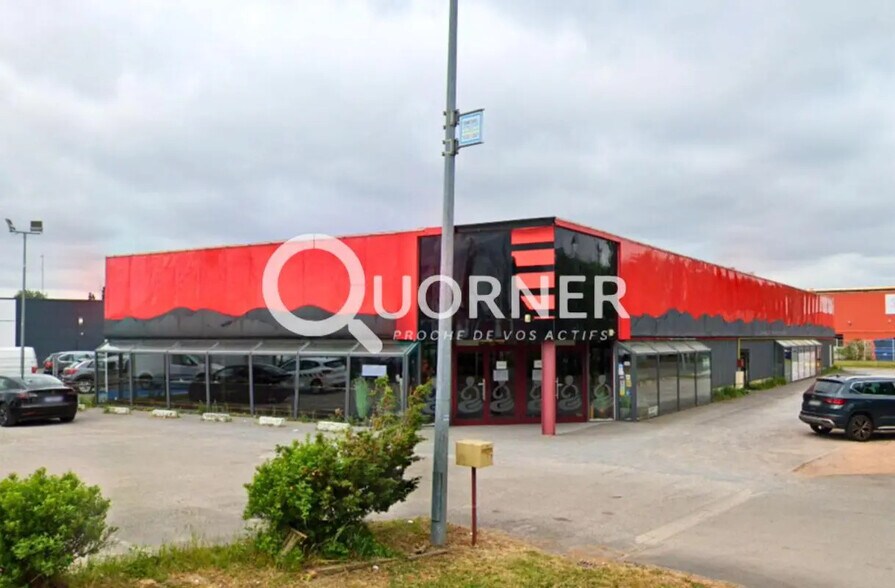 Retail in Bruay-la-Buissière for lease - Building Photo - Image 1 of 9