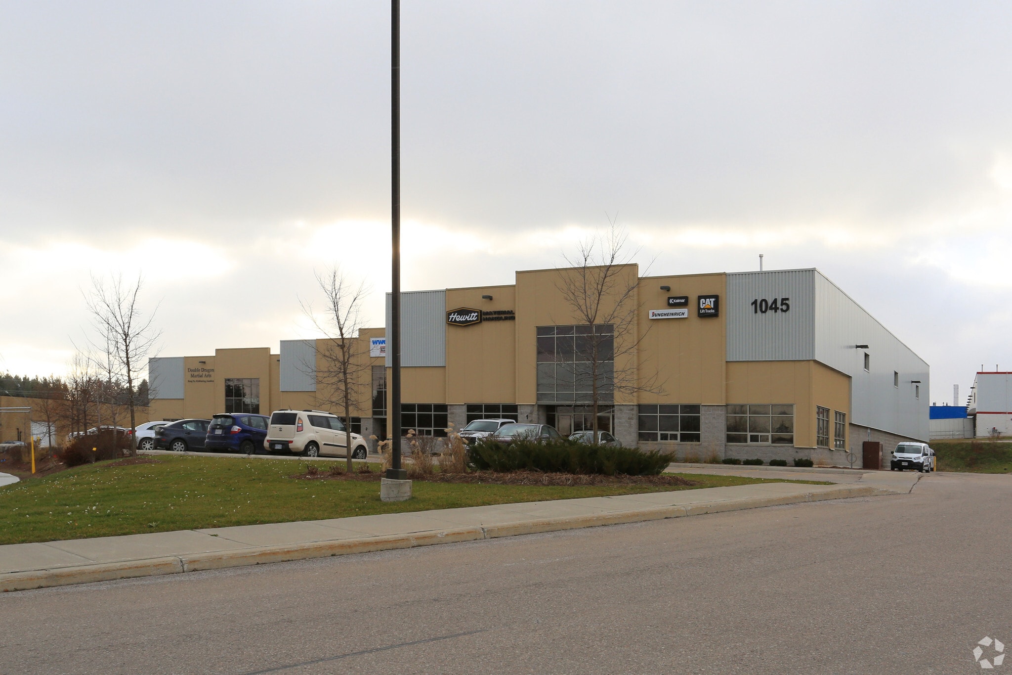 1045 Trillium Dr, Kitchener, ON for sale Primary Photo- Image 1 of 1