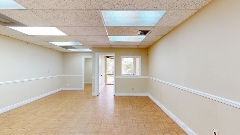 540 NW 165th St, Miami, FL for lease - Matterport 3D Scan - Image 3 of 30