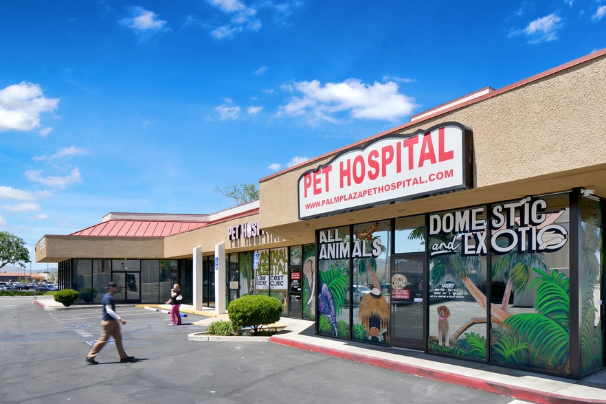 2501-2505 E Palmdale Blvd, Palmdale, CA for lease - Building Photo - Image 2 of 10