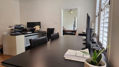 5702 4th St, Katy, TX for lease Interior Photo- Image 1 of 17