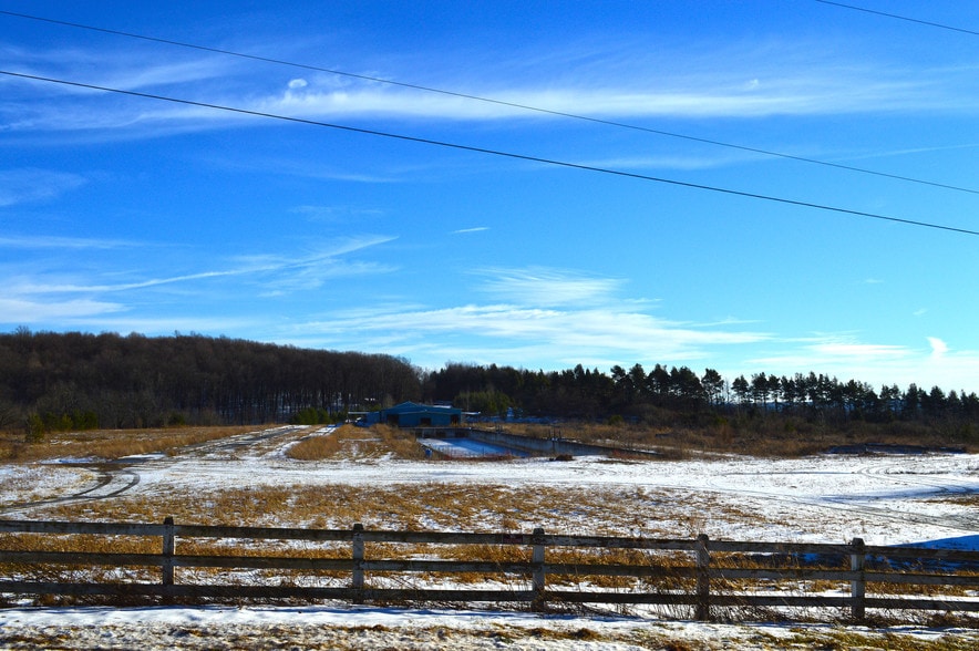 600 County Line Rd, Acme, PA for sale - Building Photo - Image 1 of 1