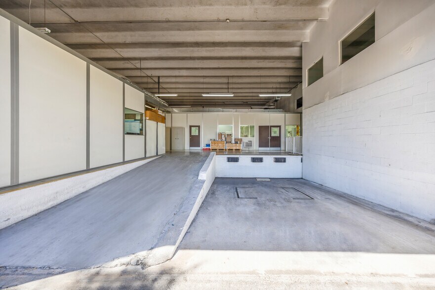 8127 NW 29th St, Miami, FL for sale - Building Photo - Image 3 of 27