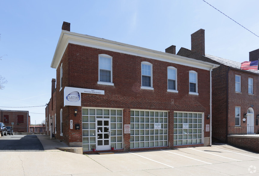 805 Princess Anne St, Fredericksburg, VA for lease - Building Photo - Image 1 of 8