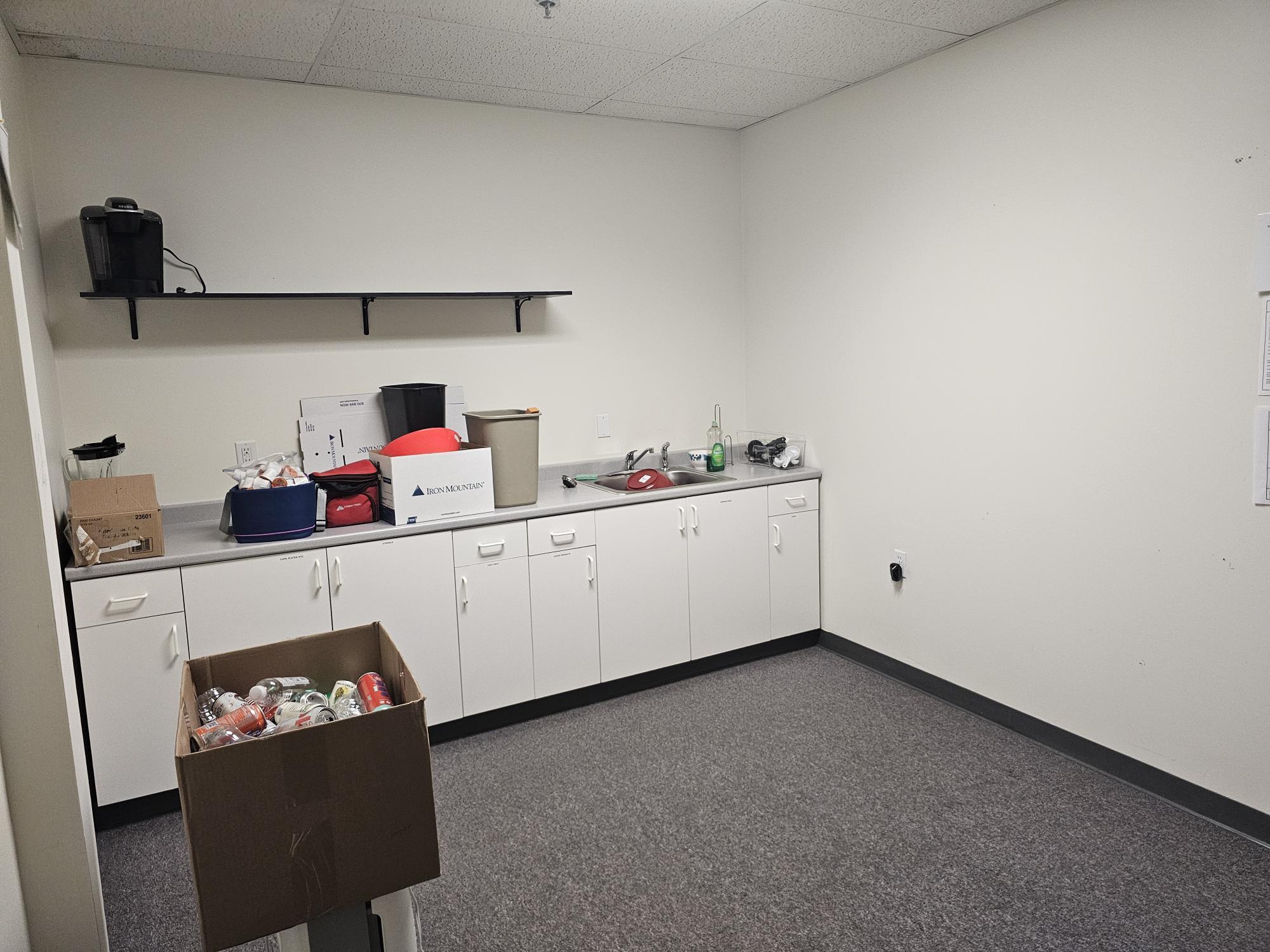 90 S Park St, Willimantic, CT for lease Interior Photo- Image 1 of 4