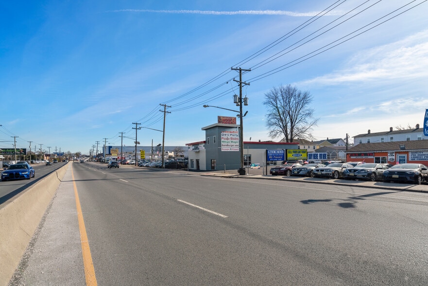 72 Route 46 E, Lodi, NJ for sale - Building Photo - Image 2 of 9